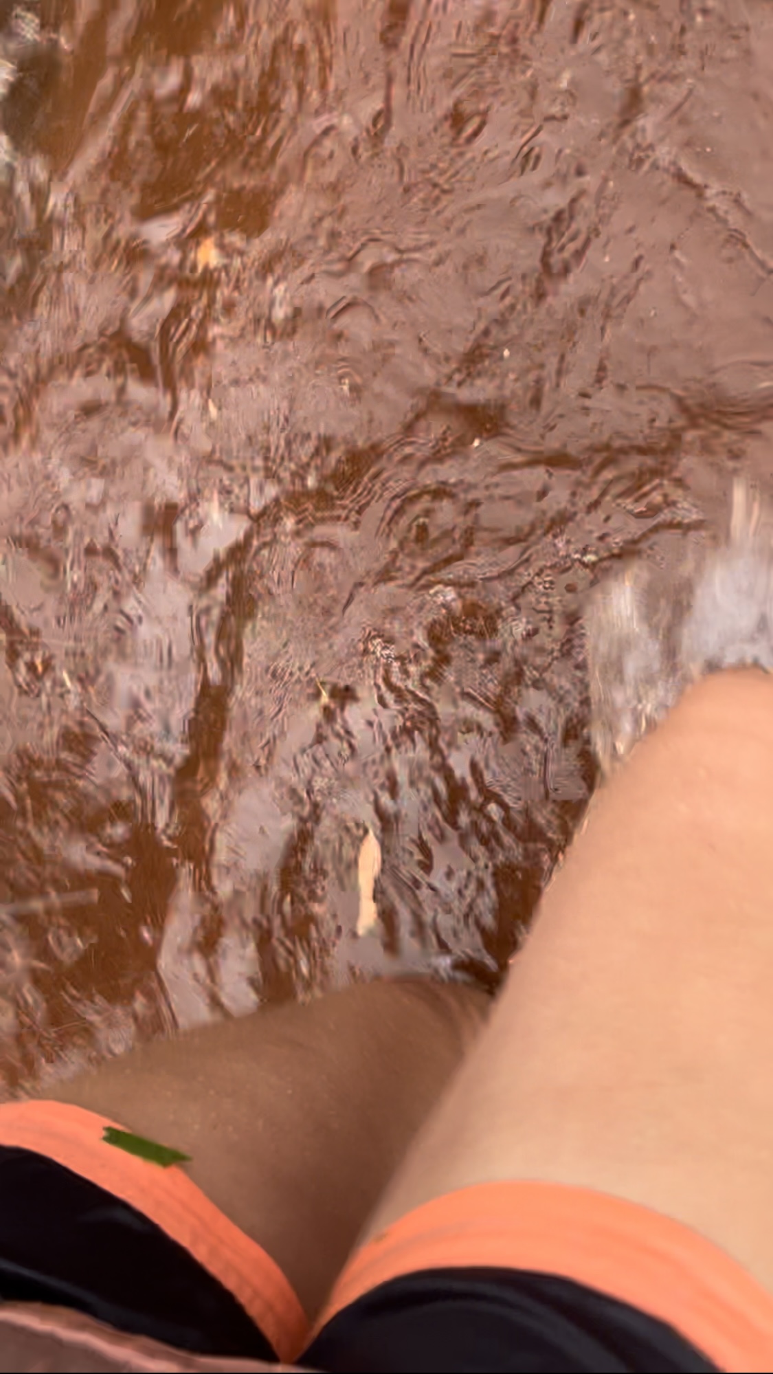 Uluru_Wading back to the coach